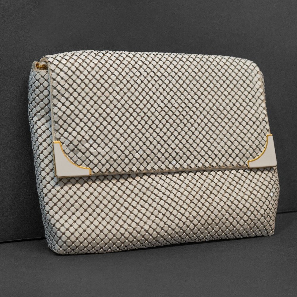 Vintage 70s Metal Mesh Purse White Bridal Disco Evening Bag Whiting Davis Style - Picture 3 of 10